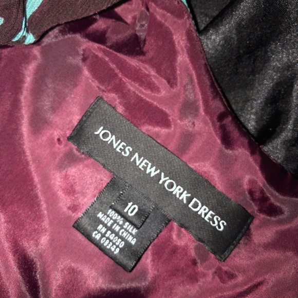 100% silk Jones, New York dress - Picture 5 of 5